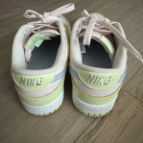 Nike dunk lows “Lime Ice” - Picture 3 of 3